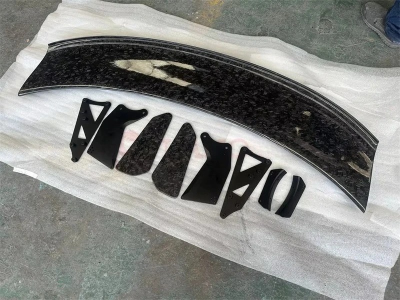 GT Car Spoiler Wing, Suitable for  540C 570S Forged Carbon Fiber Rear Spoiler